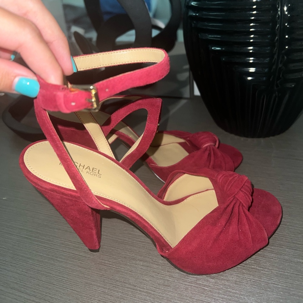 Michael Kors Burgundy Knotted Heels